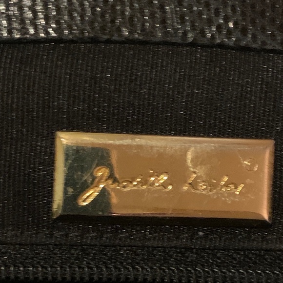 VINTAGE JUDITH LEIBER KARUNG SNAKESKIN BLACK SHOULDER EVENING BAG/JEWELED CLASP - Picture 5 of 11